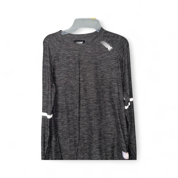 American Eagle Outfitters Gray Flex Top - Picture 1 of 3